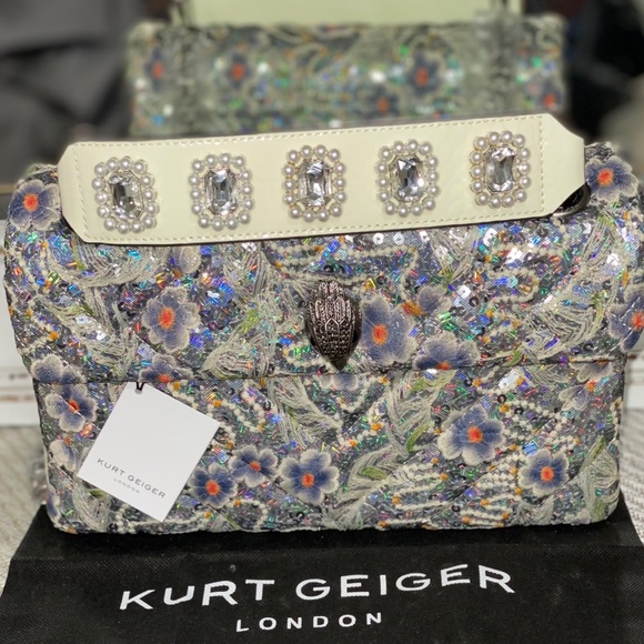 KURT GEIGER LONDON
Kensington Embroidered Sequin Shoulder Bag - Picture 3 of 12